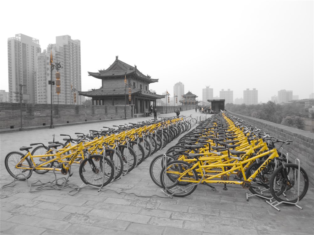 Bicycles on Xi’an’s historic city wall